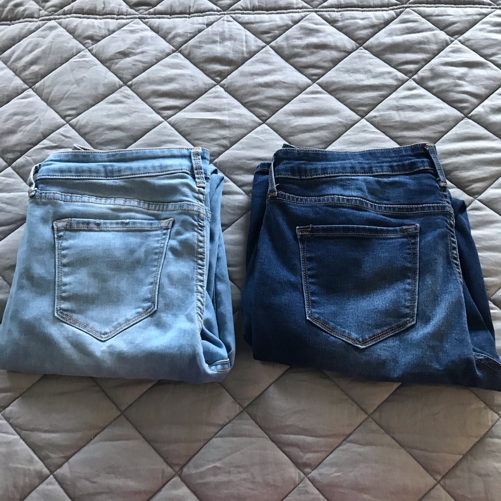 Old Navy Rockstar Mid Rise Jeans Bundle